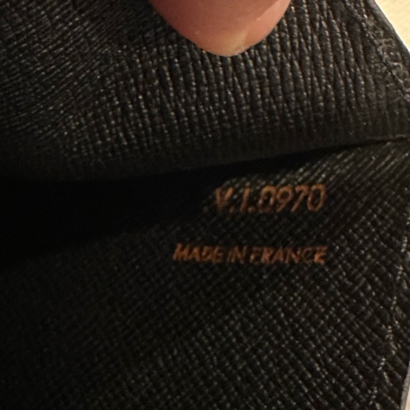 LOUIS VUITTON CLUTCH GREEN EPI 🌟AUTHENTIC 🌟 - Picture 14 of 15